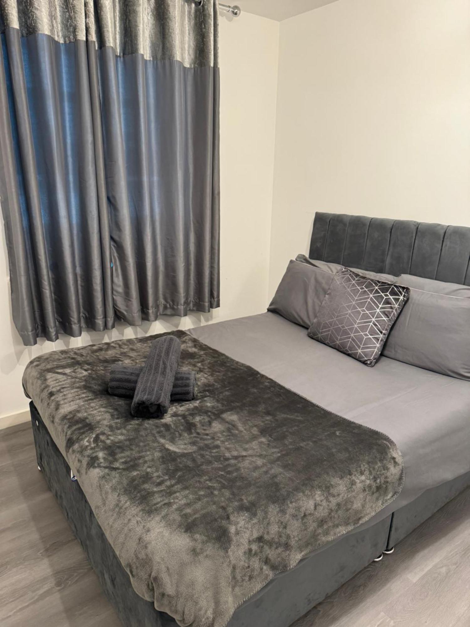 Modern Smart 2 Bedroom Apartment Central Манчестер Экстерьер фото